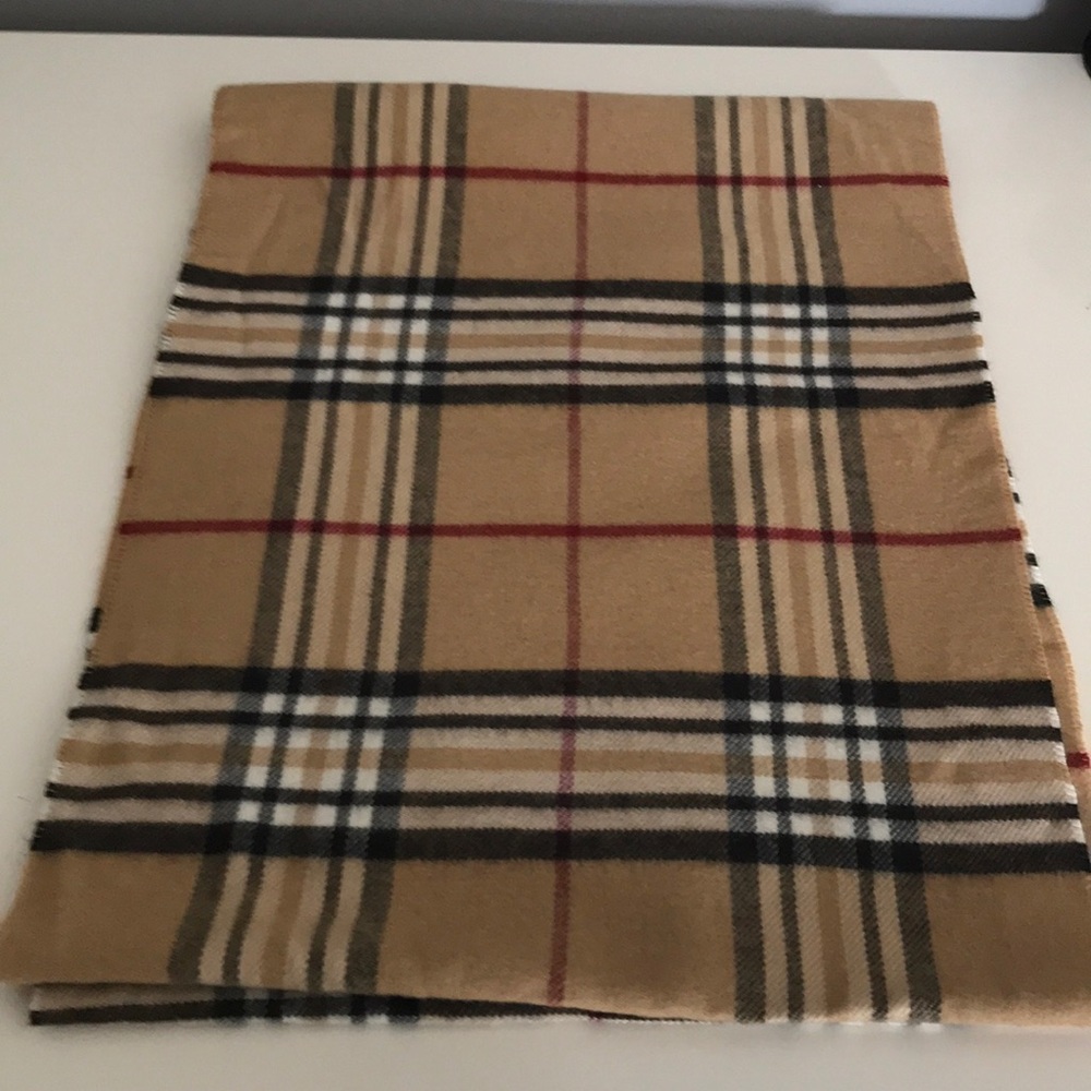 Ladies scarf